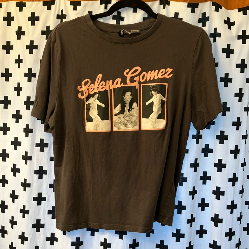 (US S) Selena Gomez H&M Graphic Tee